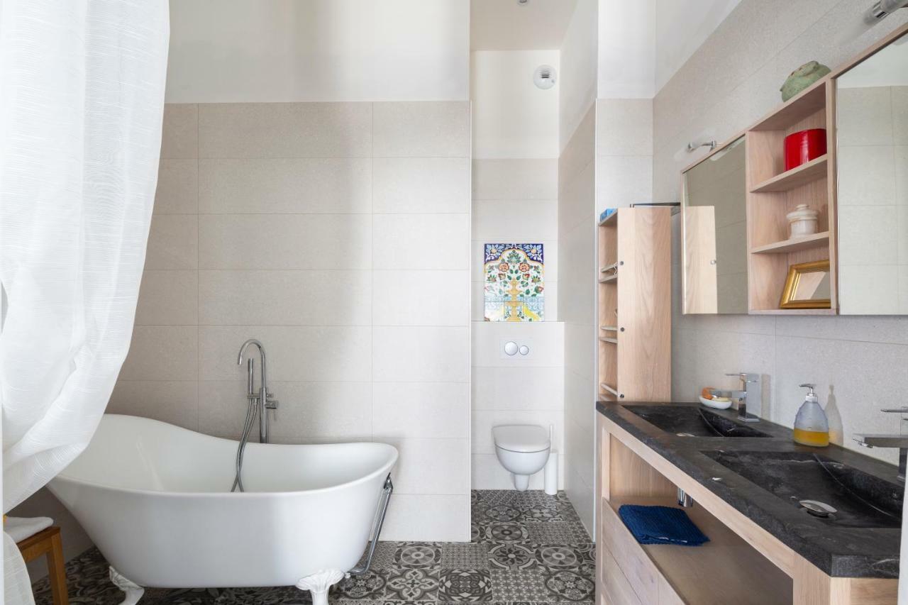 Les Suites De Philippe By Cocoonr Rennes Exteriör bild