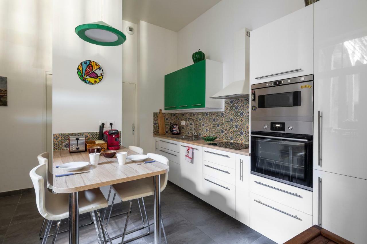 Les Suites De Philippe By Cocoonr Rennes Exteriör bild